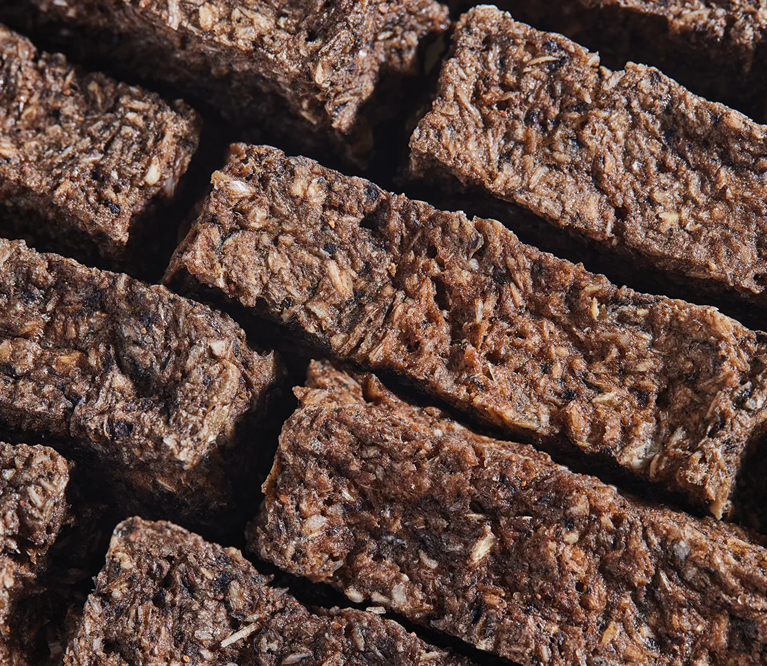 Icelandic Air-Dried Cod & Blueberry Dog Treat Bars - Image 4